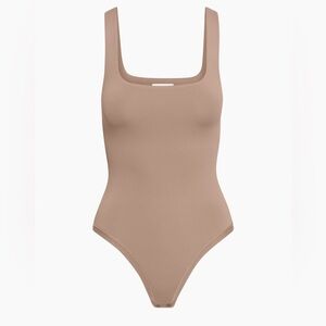 Babaton Aritzia Square Neck Bodysuit
